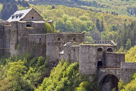 bouillon wandelen|Te voet rond het Kasteel van Bouillon